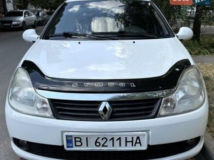 Рено Симбол 2012 в Полтаве на Automoto.ua Белый Рено Симбол, объемом двигателя 1.39 л и пробегом 152 тыс. км за 5200 $, фото 1 на Automoto.ua