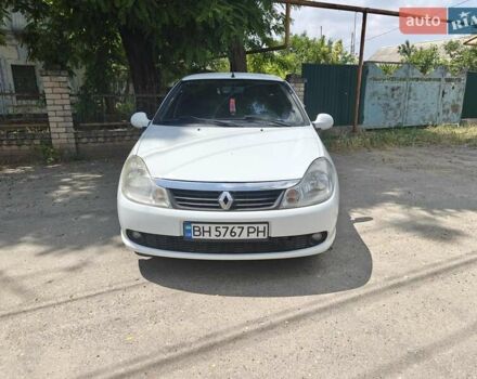 Белый Рено Симбол, объемом двигателя 1.39 л и пробегом 320 тыс. км за 4000 $, фото 1 на Automoto.ua