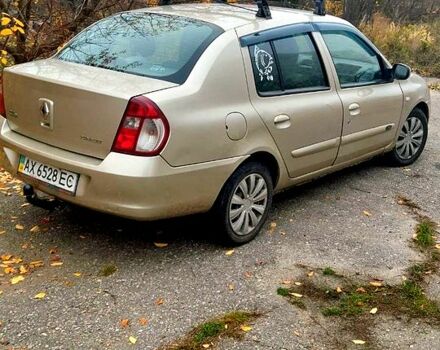 Бежевый Рено Симбол, объемом двигателя 1.4 л и пробегом 301 тыс. км за 3100 $, фото 5 на Automoto.ua