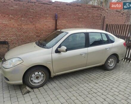 Бежевый Рено Симбол, объемом двигателя 1.4 л и пробегом 34 тыс. км за 5800 $, фото 1 на Automoto.ua