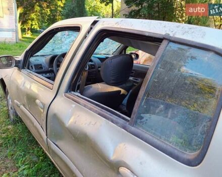 Бежевий Рено Сімбол, об'ємом двигуна 1.39 л та пробігом 240 тис. км за 1350 $, фото 13 на Automoto.ua