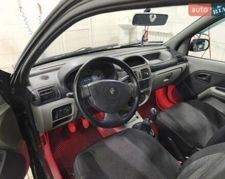 Чорний Рено Сімбол, об'ємом двигуна 1.39 л та пробігом 214 тис. км за 3100 $, фото 3 на Automoto.ua