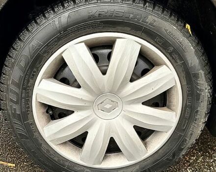 Черный Рено Симбол, объемом двигателя 1.4 л и пробегом 312 тыс. км за 5030 $, фото 8 на Automoto.ua