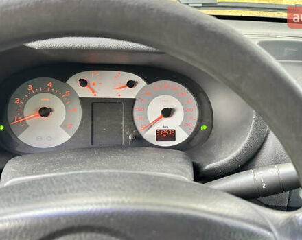 Черный Рено Симбол, объемом двигателя 1.39 л и пробегом 312 тыс. км за 5023 $, фото 4 на Automoto.ua