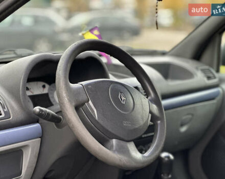 Черный Рено Симбол, объемом двигателя 1.39 л и пробегом 328 тыс. км за 4299 $, фото 6 на Automoto.ua