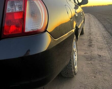 Черный Рено Симбол, объемом двигателя 1.4 л и пробегом 280 тыс. км за 2900 $, фото 5 на Automoto.ua