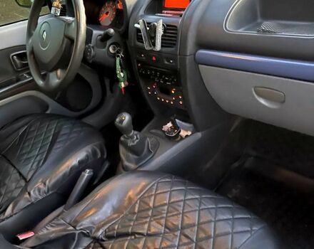 Черный Рено Симбол, объемом двигателя 1.4 л и пробегом 280 тыс. км за 2900 $, фото 6 на Automoto.ua