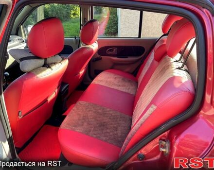 Красный Рено Симбол, объемом двигателя 1.4 л и пробегом 281 тыс. км за 2650 $, фото 5 на Automoto.ua