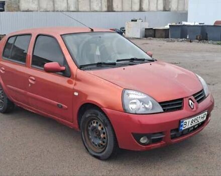 Красный Рено Симбол, объемом двигателя 1.39 л и пробегом 140 тыс. км за 2500 $, фото 2 на Automoto.ua