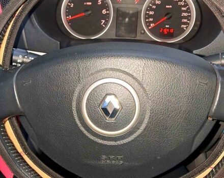 Красный Рено Симбол, объемом двигателя 1.1 л и пробегом 217 тыс. км за 4000 $, фото 8 на Automoto.ua