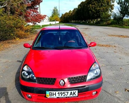 Красный Рено Симбол, объемом двигателя 1.4 л и пробегом 190 тыс. км за 3200 $, фото 1 на Automoto.ua