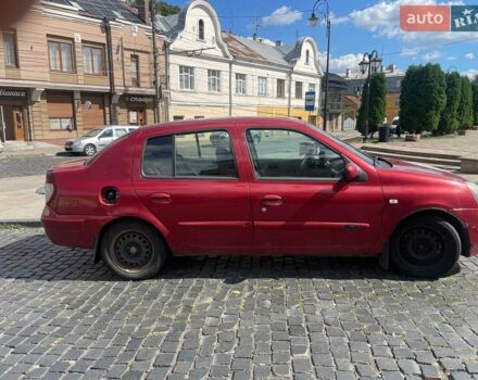 Красный Рено Симбол, объемом двигателя 1.39 л и пробегом 350 тыс. км за 1200 $, фото 1 на Automoto.ua