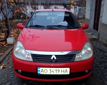 Красный Рено Симбол, объемом двигателя 1.1 л и пробегом 217 тыс. км за 4000 $, фото 1 на Automoto.ua