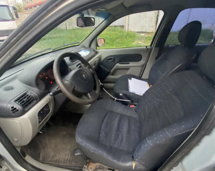 Рено Симбол, объемом двигателя 1.4 л и пробегом 392 тыс. км за 1700 $, фото 5 на Automoto.ua