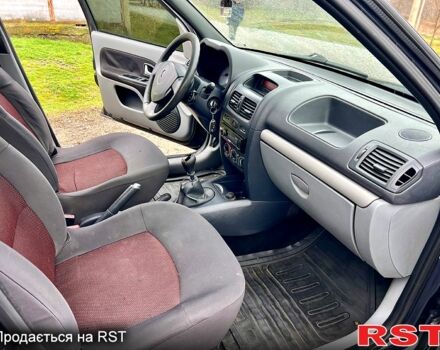Рено Симбол, объемом двигателя 1.4 л и пробегом 75 тыс. км за 3950 $, фото 11 на Automoto.ua