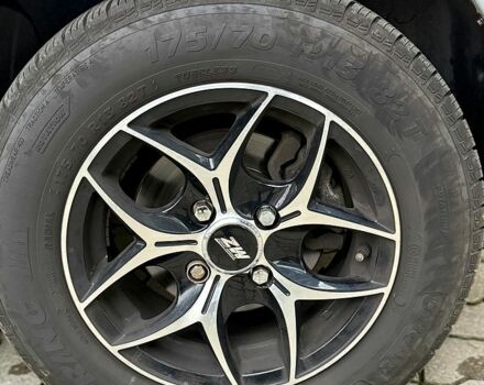 Серый Рено Симбол, объемом двигателя 1.4 л и пробегом 280 тыс. км за 2750 $, фото 2 на Automoto.ua