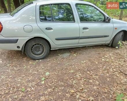 Серый Рено Симбол, объемом двигателя 1.4 л и пробегом 394 тыс. км за 2700 $, фото 2 на Automoto.ua