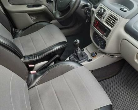 Сірий Рено Сімбол, об'ємом двигуна 1.4 л та пробігом 270 тис. км за 3500 $, фото 4 на Automoto.ua