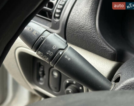 Сірий Рено Сімбол, об'ємом двигуна 1.39 л та пробігом 239 тис. км за 4100 $, фото 33 на Automoto.ua