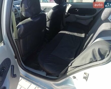 Серый Рено Симбол, объемом двигателя 1.4 л и пробегом 394 тыс. км за 2700 $, фото 14 на Automoto.ua