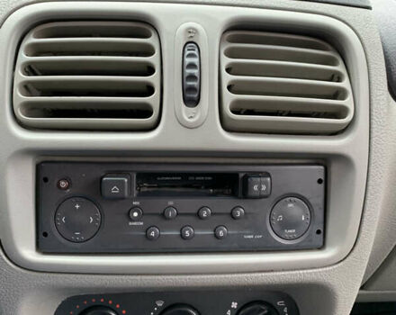 Сірий Рено Сімбол, об'ємом двигуна 1.39 л та пробігом 316 тис. км за 2550 $, фото 8 на Automoto.ua