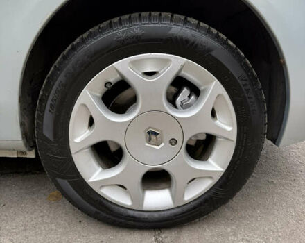 Рено Сімбол 2004 у Кременчуге на Automoto.ua Сірий Рено Сімбол, об'ємом двигуна 1.4 л та пробігом 190 тис. км за 2750 $, фото 16 на Automoto.ua