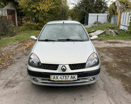 Рено Сімбол 2004 у Кременчуге на Automoto.ua Сірий Рено Сімбол, об'ємом двигуна 1.4 л та пробігом 190 тис. км за 2750 $, фото 1 на Automoto.ua