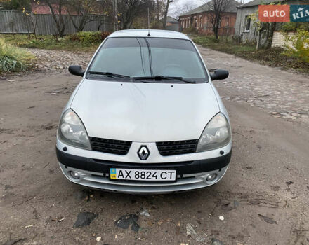 Серый Рено Симбол, объемом двигателя 1.39 л и пробегом 150 тыс. км за 3000 $, фото 6 на Automoto.ua