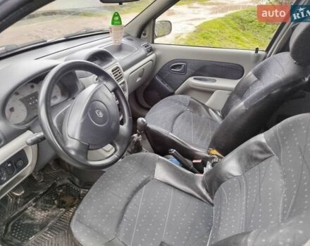 Серый Рено Симбол, объемом двигателя 1.39 л и пробегом 256 тыс. км за 2550 $, фото 15 на Automoto.ua