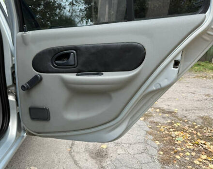 Рено Сімбол 2004 у Кременчуге на Automoto.ua Сірий Рено Сімбол, об'ємом двигуна 1.4 л та пробігом 190 тис. км за 2750 $, фото 26 на Automoto.ua