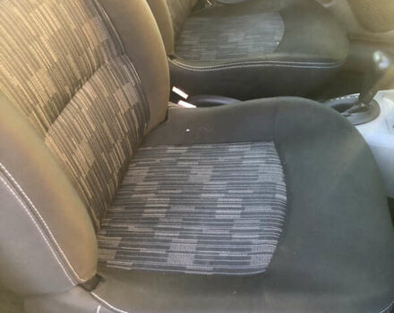 Серый Рено Симбол, объемом двигателя 1.4 л и пробегом 140 тыс. км за 6000 $, фото 11 на Automoto.ua