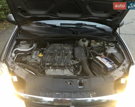 Серый Рено Симбол, объемом двигателя 1.4 л и пробегом 140 тыс. км за 6000 $, фото 15 на Automoto.ua