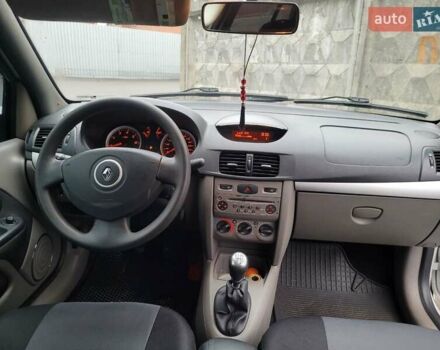 Серый Рено Симбол, объемом двигателя 1.39 л и пробегом 180 тыс. км за 5400 $, фото 9 на Automoto.ua
