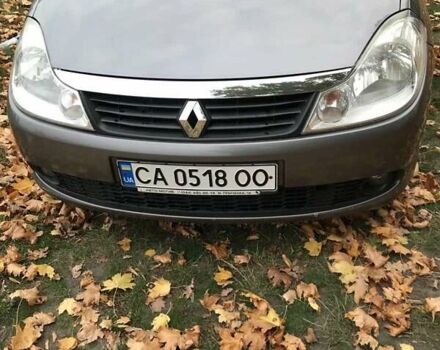 Рено Симбол 2011 в Черкассах на Automoto.ua Серый Рено Симбол, объемом двигателя 1.6 л и пробегом 152 тыс. км за 5500 $, фото 5 на Automoto.ua