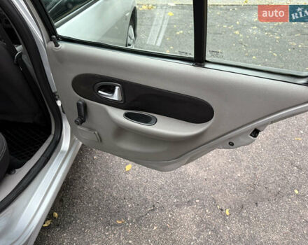 Сірий Рено Сімбол, об'ємом двигуна 1.39 л та пробігом 290 тис. км за 3300 $, фото 14 на Automoto.ua