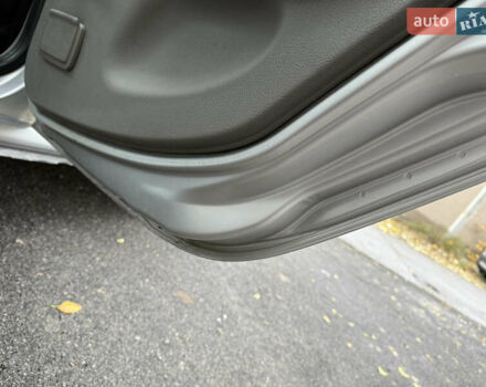Серый Рено Симбол, объемом двигателя 1.39 л и пробегом 290 тыс. км за 3300 $, фото 17 на Automoto.ua