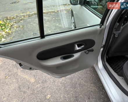 Серый Рено Симбол, объемом двигателя 1.39 л и пробегом 290 тыс. км за 3300 $, фото 13 на Automoto.ua