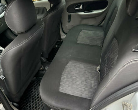 Серый Рено Симбол, объемом двигателя 1.39 л и пробегом 290 тыс. км за 3300 $, фото 19 на Automoto.ua