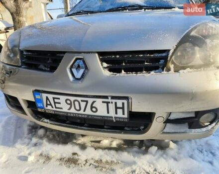 Серый Рено Симбол, объемом двигателя 1.39 л и пробегом 276 тыс. км за 3700 $, фото 1 на Automoto.ua