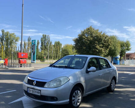 Серый Рено Симбол, объемом двигателя 1.4 л и пробегом 380 тыс. км за 2799 $, фото 1 на Automoto.ua