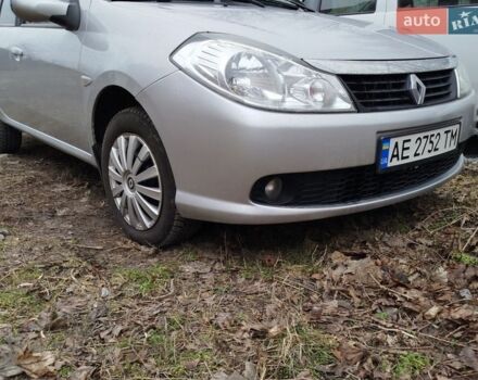 Серый Рено Симбол, объемом двигателя 1.39 л и пробегом 210 тыс. км за 5000 $, фото 1 на Automoto.ua