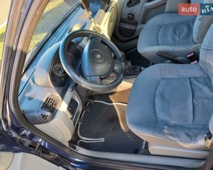 Синий Рено Симбол, объемом двигателя 1.4 л и пробегом 292 тыс. км за 2395 $, фото 11 на Automoto.ua