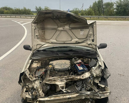 Синий Рено Симбол, объемом двигателя 1.39 л и пробегом 151 тыс. км за 2000 $, фото 9 на Automoto.ua