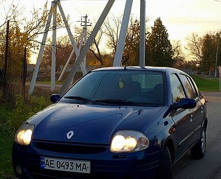 Синий Рено Симбол, объемом двигателя 1.4 л и пробегом 280 тыс. км за 1800 $, фото 1 на Automoto.ua