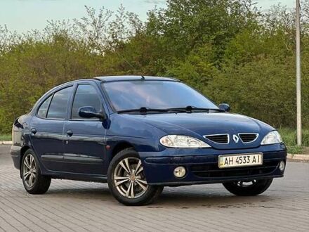 Рено Симбол 2001 в Доброполье на Automoto.ua Синий Рено Симбол, объемом двигателя 1.6 л и пробегом 212 тыс. км за 2500 $, фото 1 на Automoto.ua