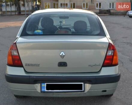 Зеленый Рено Симбол, объемом двигателя 1.39 л и пробегом 280 тыс. км за 2300 $, фото 6 на Automoto.ua