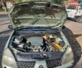 Зеленый Рено Симбол, объемом двигателя 1.4 л и пробегом 314 тыс. км за 2200 $, фото 13 на Automoto.ua