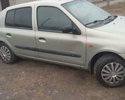 Зелений Рено Сімбол, об'ємом двигуна 1.4 л та пробігом 301 тис. км за 1900 $, фото 1 на Automoto.ua