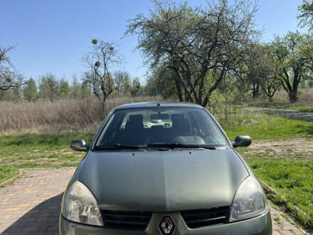 Рено Сімбол 2007 у Гадяче на Automoto.ua Зелений Рено Сімбол, об'ємом двигуна 1.39 л та пробігом 124 тис. км за 4000 $, фото 1 на Automoto.ua
