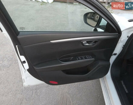 Рено Talisman 2016 в Житомире на Automoto.ua Белый Рено Talisman, объемом двигателя 0 л и пробегом 195 тыс. км за 15800 $, фото 9 на Automoto.ua